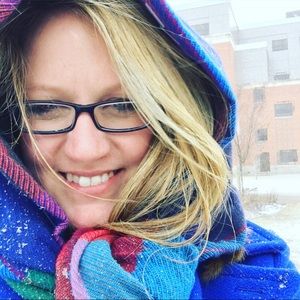 Meet your Posher, Elizabeth